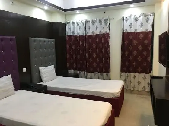 Classic Tek Büyük veya İki Ayrı Yataklı Oda, 1 Yatak Odası, Engellilere Uygun, Şehir Manzaralı