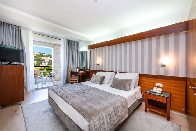 Standard Tek Büyük veya İki Ayrı Yataklı Oda, Balkon, Deniz Manzaralı