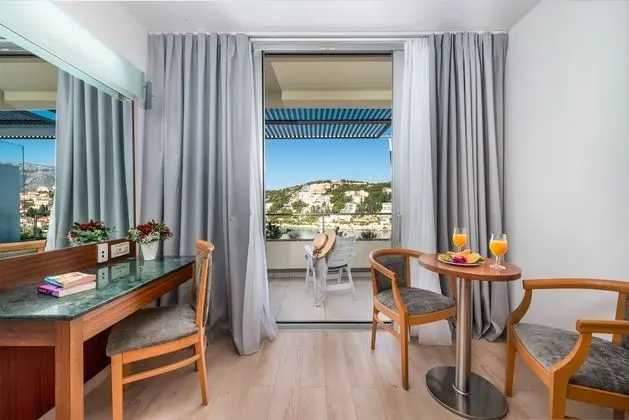 Superior Room, Balcony, Sea View