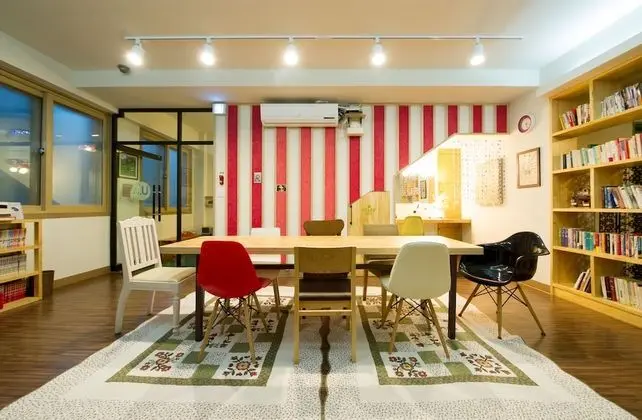 Economy Oda, Birden Çok Yatak (8-person)