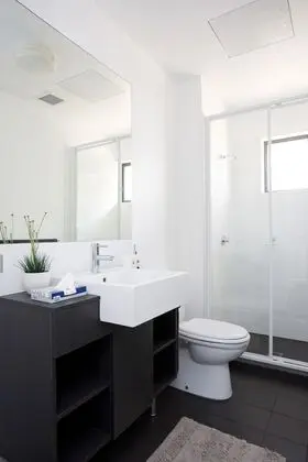 Standard Apart Daire, 6 Yatak Odası