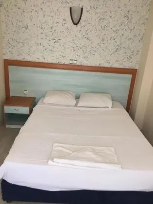 Standart Oda, Kara veya Havuz Manzaralı