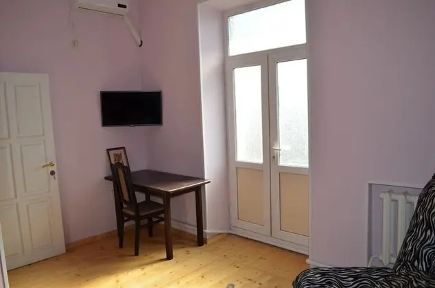 Economy Üç Kişilik Oda, Balkon