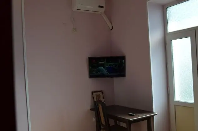 Economy Üç Kişilik Oda, Balkon