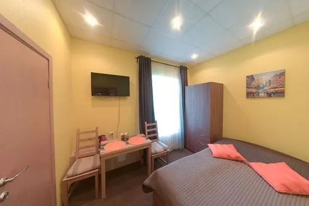 Comfort Tek Büyük Yataklı Oda