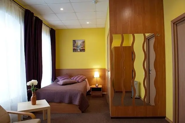 Comfort Tek Büyük Yataklı Oda