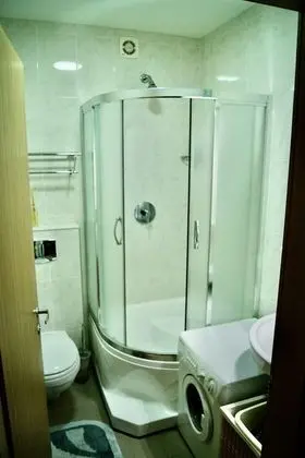 Stüdyo, Avlu Manzaralı
