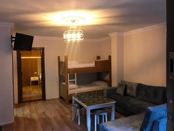 1+1 Apart Daire, Göl Manzaralı, Balkonlu
