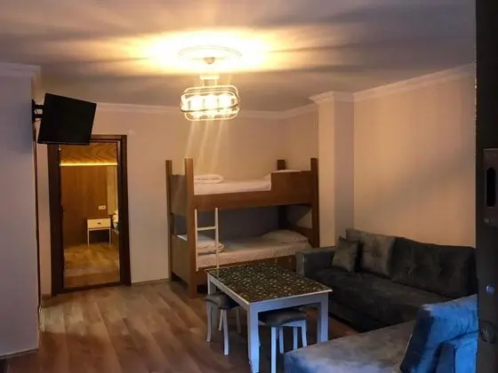 1+1 Apart Daire, Göl Manzaralı, Balkonlu