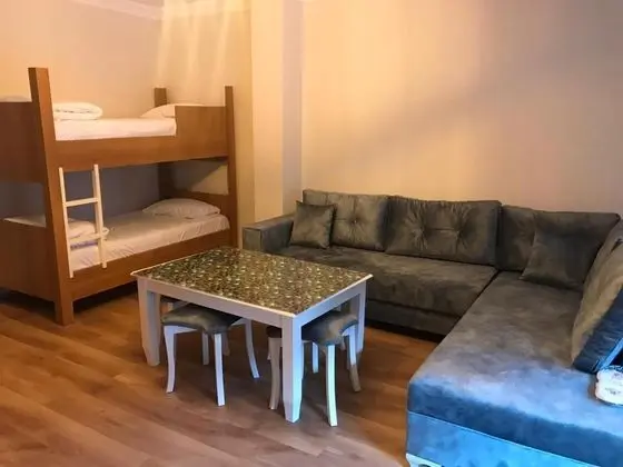 Daire, , Giriş Katı