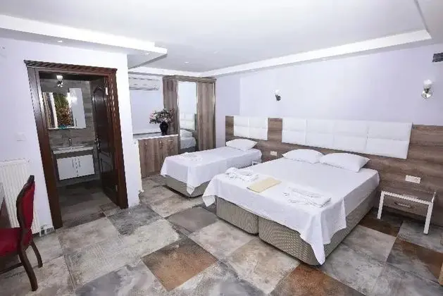 Standart dört kişilik oda