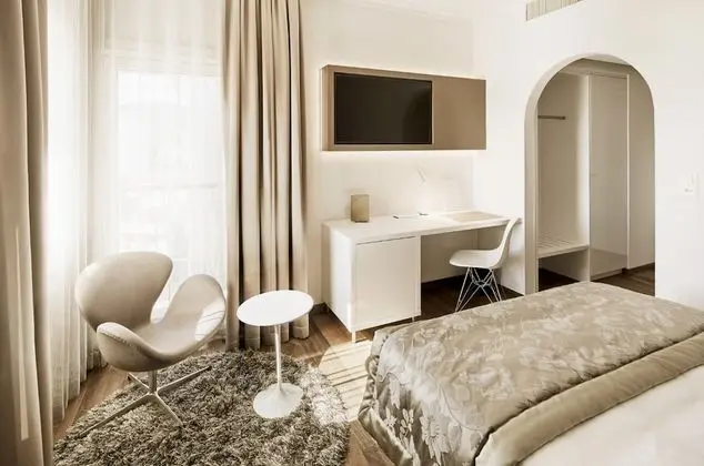 Business Tek Kişilik Oda, Şehir Manzaralı