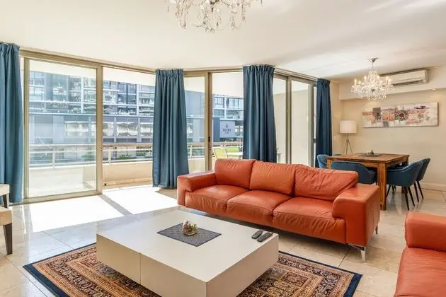 Presidential Apart Daire, 2 Yatak Odası, Mutfak, Kanal Manzaralı