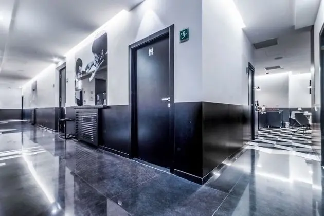 Senior Tek Büyük Yataklı Oda