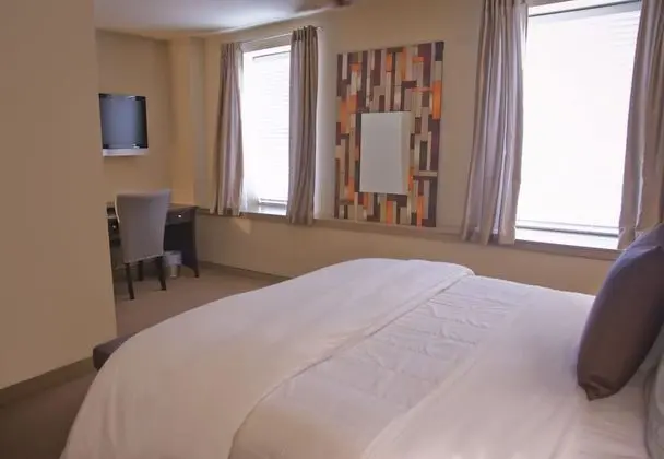 Çatı Katı (Loft), 1 En Büyük (King) Boy Yatak
