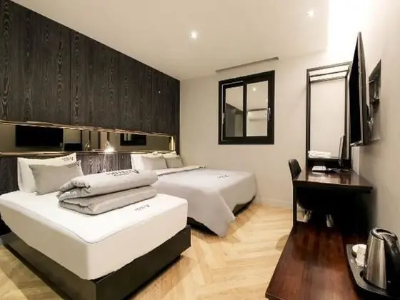 Family İki Ayrı Yataklı Oda