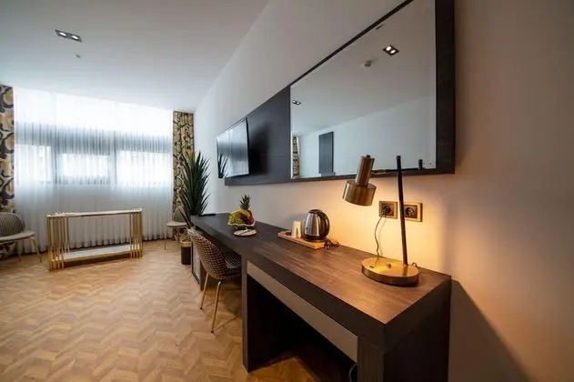 2 + 1 Suite Room with Sea View