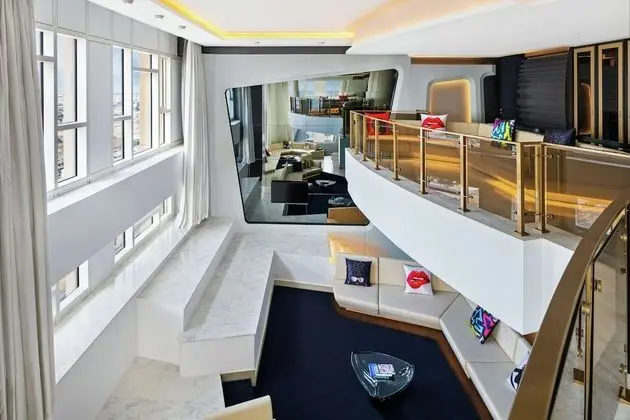 Villa, 2 Yatak Odası (Sky, 1 King & 1 Round Bed)