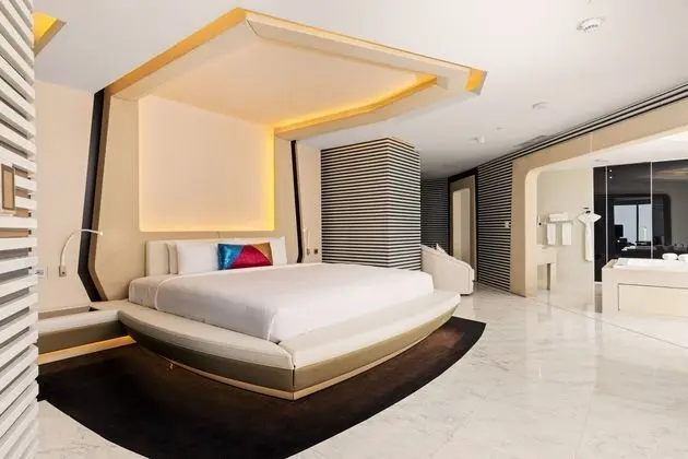 Villa, 2 Yatak Odası (Sky, 1 King & 1 Round Bed)