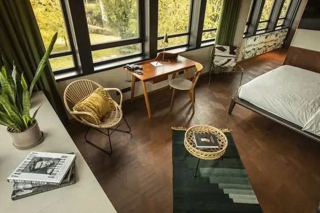 Deluxe Tek Büyük Yataklı Oda