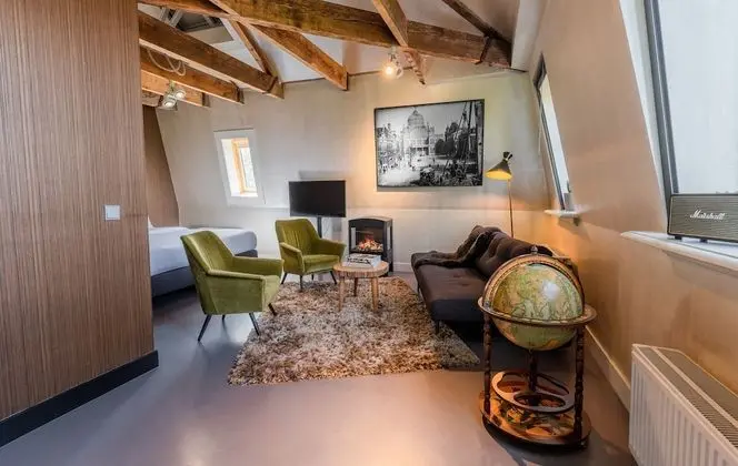 Çatı Katı (Loft), Ek Bina