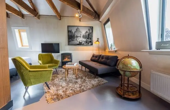 Çatı Katı (Loft), Ek Bina