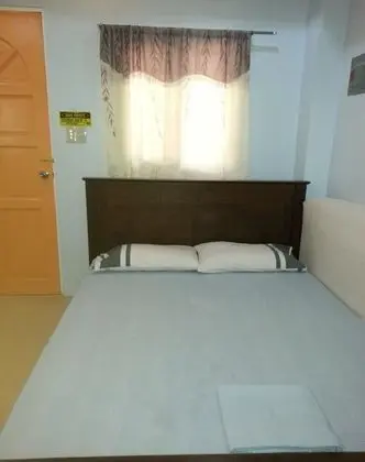 Üç Kişilik Oda (with Bathroom 1)