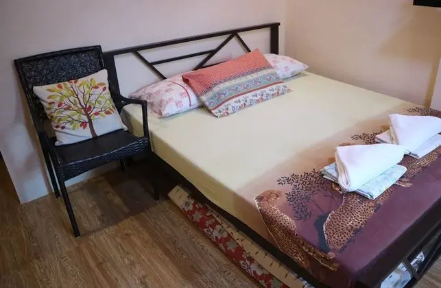 Üç Kişilik Oda (with Bathroom 1)