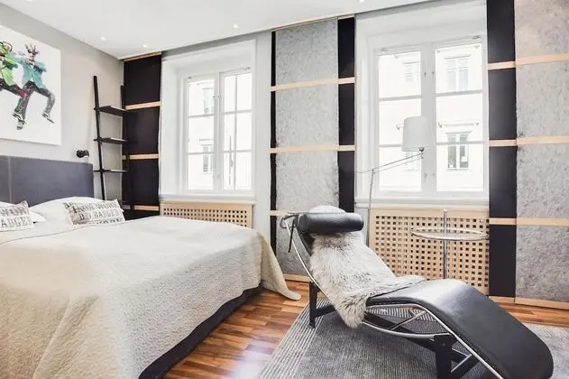 Standard Oda, 1 Büyük (Queen) Boy Yatak, Sigara İçilmez