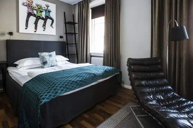 Standard Oda, 1 Büyük (Queen) Boy Yatak, Sigara İçilmez