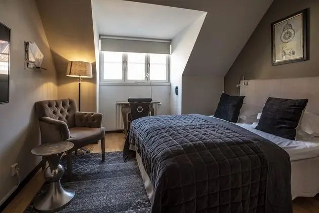 Standard Oda, 1 Büyük (Queen) Boy Yatak, Sigara İçilmez