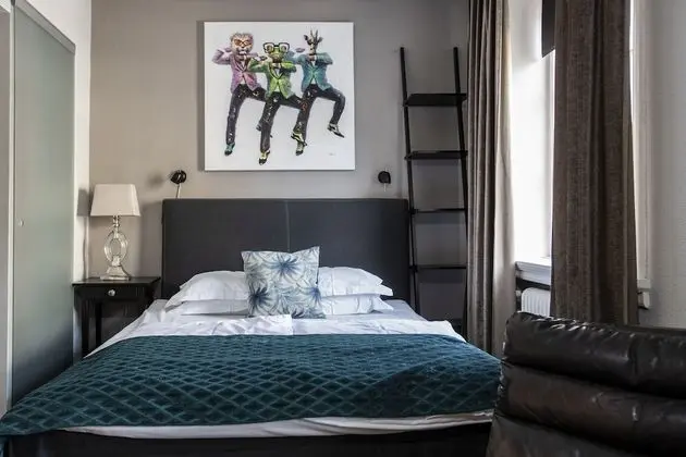 Standard Oda, 1 Büyük (Queen) Boy Yatak, Sigara İçilmez