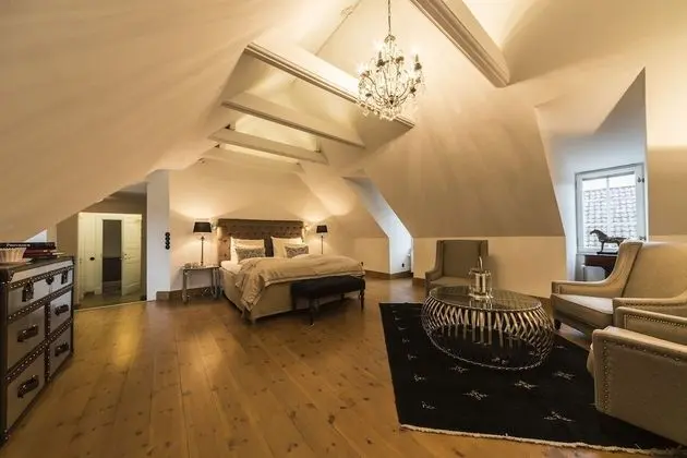 Süit, 1 En Büyük (King) Boy Yatak, Sigara İçilmez, Küvet