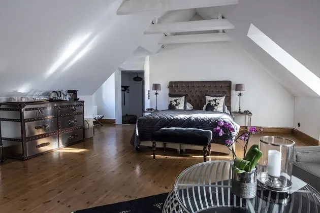 Süit, 1 En Büyük (King) Boy Yatak, Sigara İçilmez, Küvet