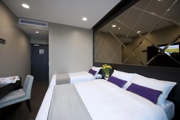 Triple Room with Breakfast