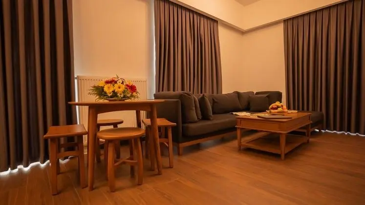 2+1 Suite