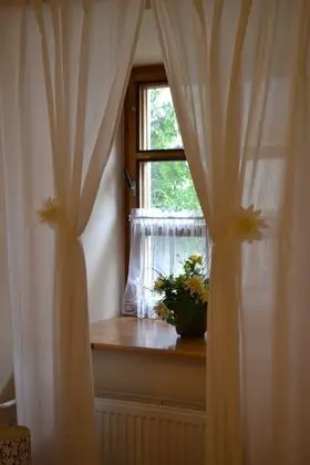 Basic Tek Büyük Yataklı Oda