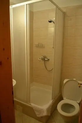 Basic Tek Büyük Yataklı Oda