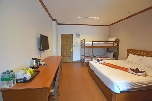 Family Oda, Birden Çok Yatak, Balkon, Şehir Manzaralı