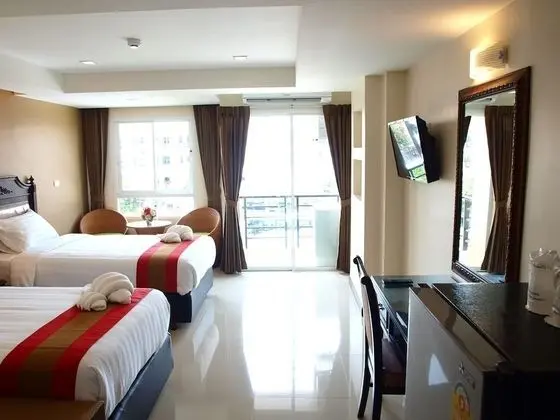 Deluxe Tek Büyük veya İki Ayrı Yataklı Oda