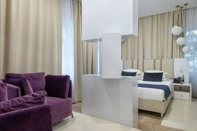 Superior Tek Büyük Yataklı Oda