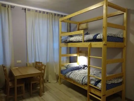 Ortak Ranzalı Oda, Sadece erkekler için (8 beds)