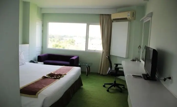 Deluxe Double or Twin Room