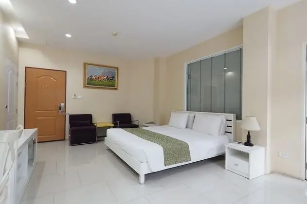 Pool Suite
