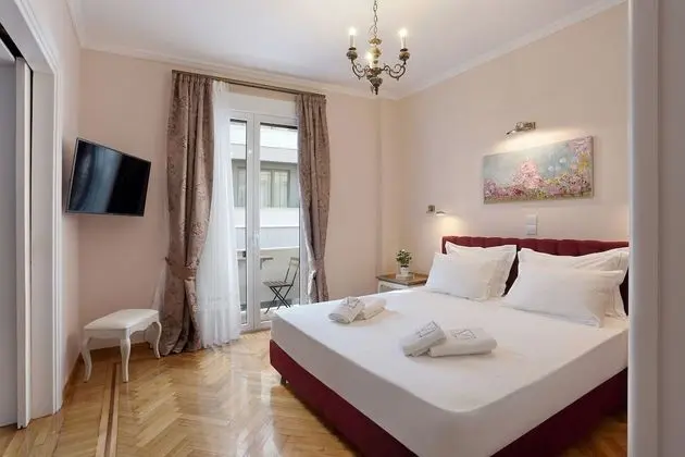Apart Daire, 1 Büyük (Queen) Boy Yatak ve Çekyat