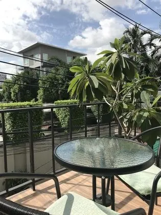 Executive Oda, Balkon