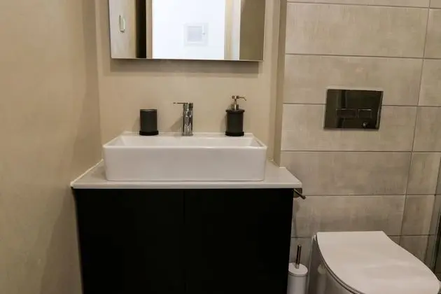 Junior Süit, Balkon