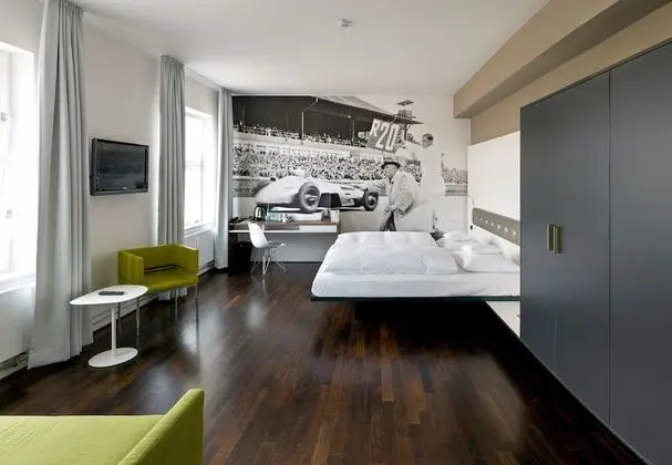 Design Tek Büyük Yataklı Oda