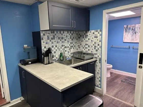 Signature Stüdyo, Özel Banyo, Havuz Manzaralı (Room 5 Queen Studio)