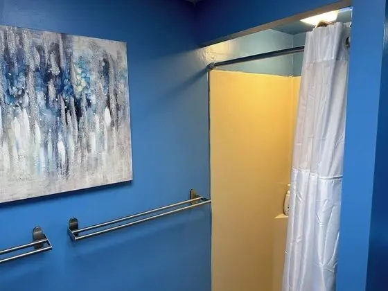 Signature Stüdyo, Özel Banyo, Havuz Manzaralı (Room 5 Queen Studio)